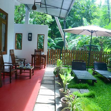 Devon Holiday Inn Bentota Exterior foto
