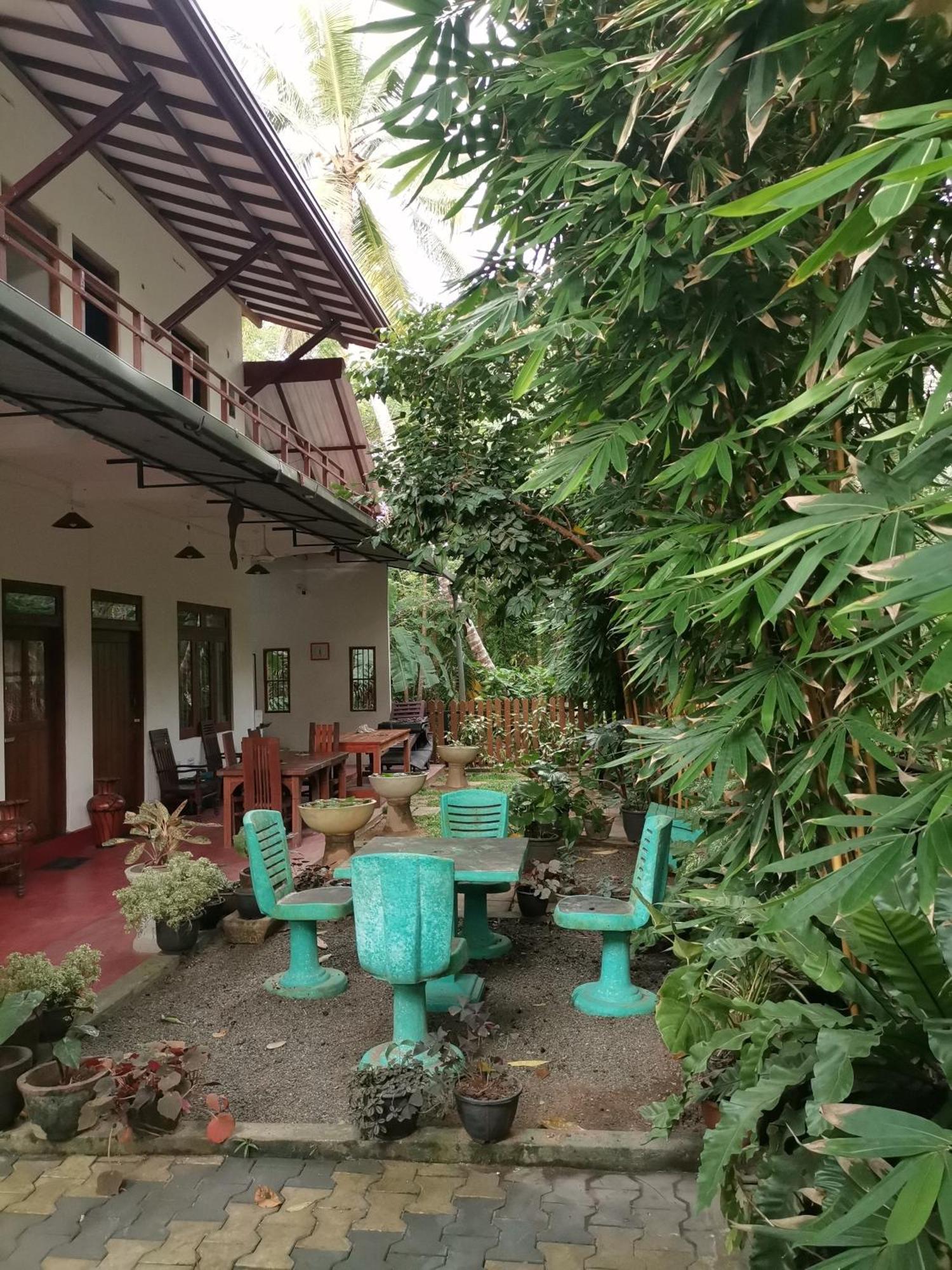 Devon Holiday Inn Bentota Exterior foto